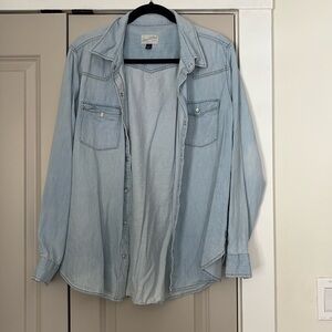 Universal thread Denim button up